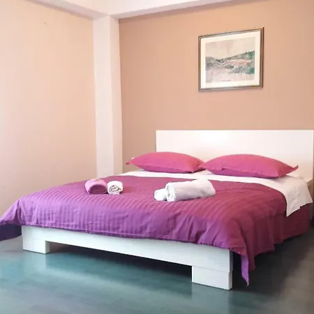 Carmen Appartement *